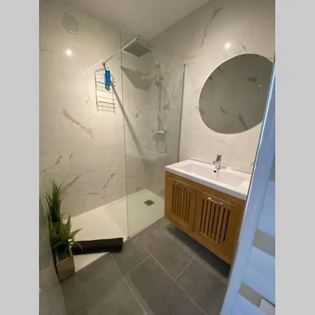 Joli T2, Piscine Dans Le Golf De Saint-tropez Апартаменты *