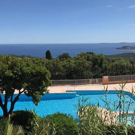 Joli T2, Piscine Dans Le Golf De Saint-tropez Апартаменты